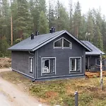 Lumi - 200 M From Pyhaejaervi Pyhätunturi