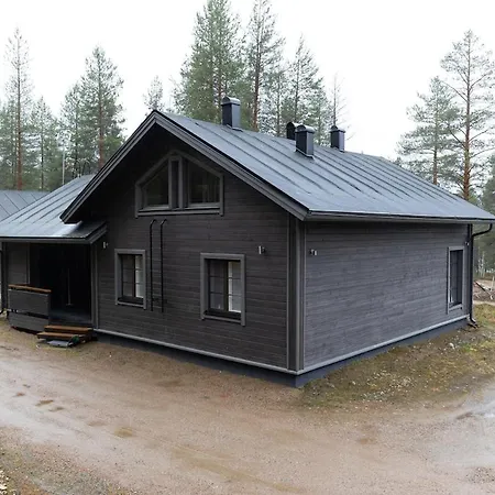 Lumi - 200 M From Pyhaejaervi Villa *