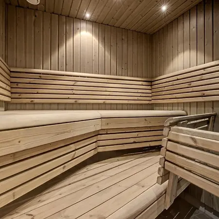 Lumi - 200 M From Pyhaejaervi * Pyhätunturi