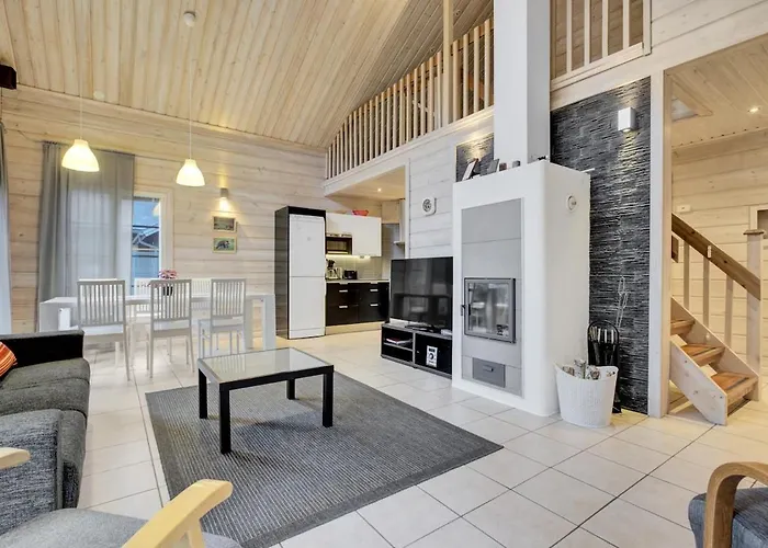 Villa Lumi - 200 M From Pyhaejaervi Pyhätunturi