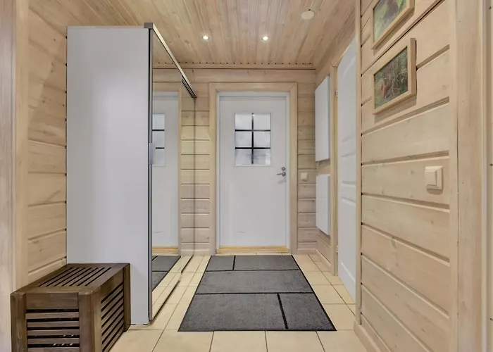 Villa Lumi - 200 M From Pyhaejaervi Pyhätunturi