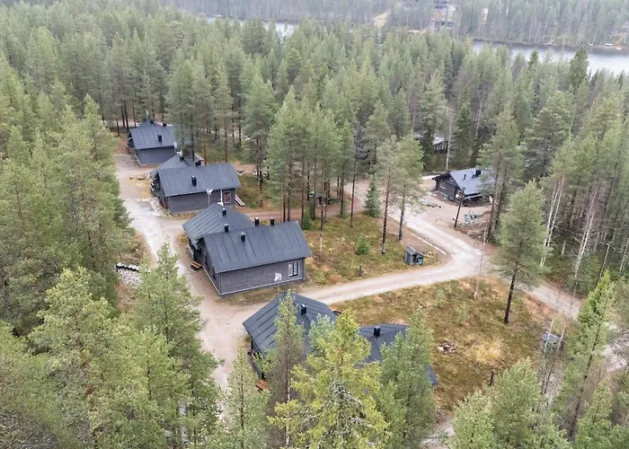 Lumi - 200 M From Pyhaejaervi Villa *