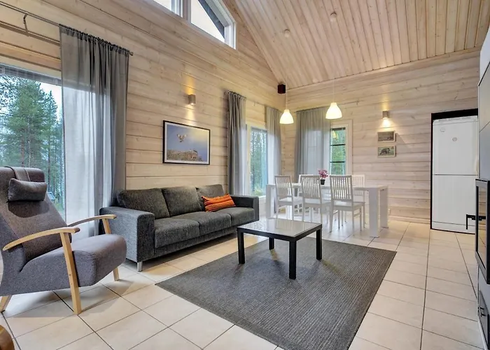 Villa Lumi - 200 M From Pyhaejaervi *