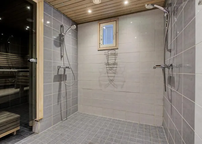 Lumi - 200 M From Pyhaejaervi * Pyhätunturi