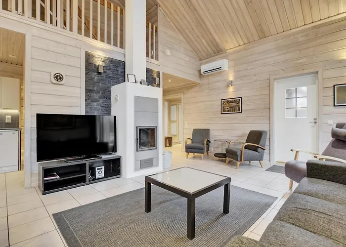 Lumi - 200 M From Pyhaejaervi 别墅