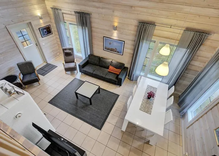 Lumi - 200 M From Pyhaejaervi Villa Pyhätunturi